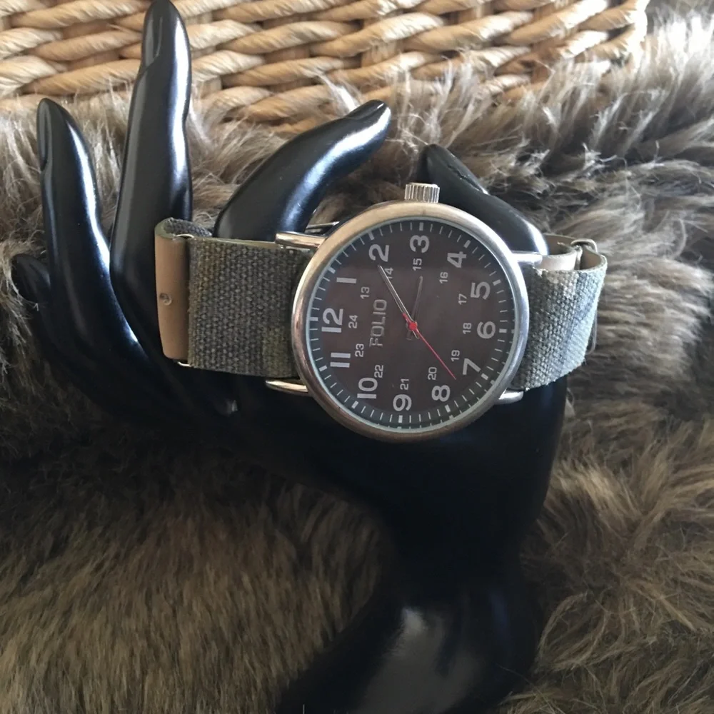 Men’s Folio faux leather camo band watch